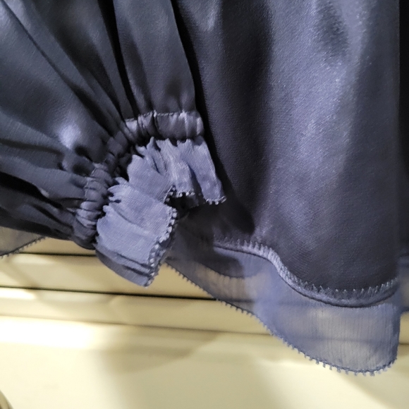 Blouse - Picture 4 of 5